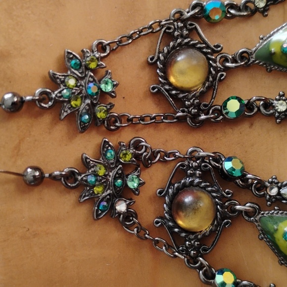 Jewelry - Chandelier Earthly Green tones Rhinestones Lotus Flower Earrings
